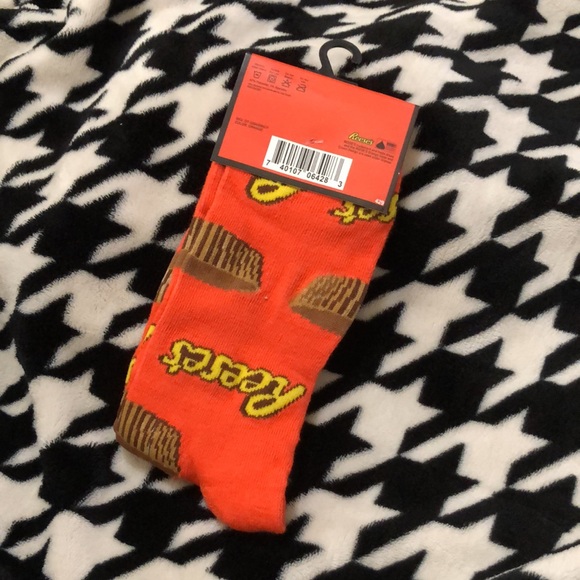 Odd Sox Reese’s Novelty Socks - Picture 2 of 5